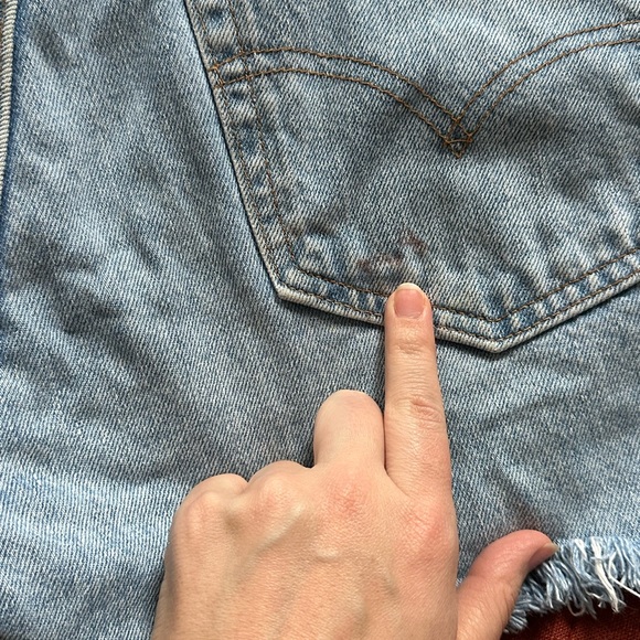 Vintage Levi’s 505 cutoffs in light denim - Picture 6 of 6